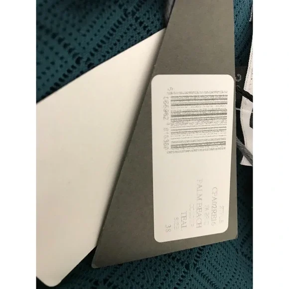 Prism Size 4 Hooded Teal Green Sashed Robe Short Sleeve Lightweight MSRP $1425 - Picture 8 of 8